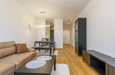 Rent of bright 2-room apartment 54 m² in the premium Wellport residential complex, New Belgrade, Belgrade, Serbia