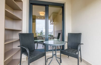 Rent of bright 2-room apartment 54 m² in the premium Wellport residential complex, New Belgrade, Belgrade, Serbia