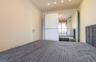 Rent of bright 2-room apartment 54 m² in the premium Wellport residential complex, New Belgrade, Belgrade, Serbia