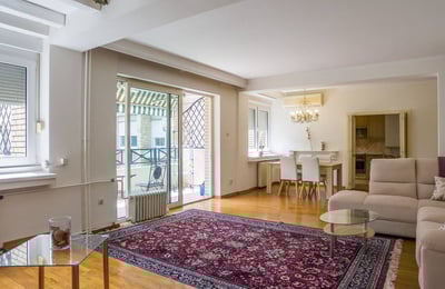 Location d’un appartement spacieux de 3 pièces 108 m² en centre-ville, Belgrade, Serbie