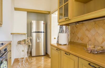 Location d’un appartement spacieux de 3 pièces 108 m² en centre-ville, Belgrade, Serbie