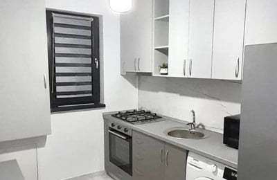 Location d’un appartement neuf d’1 pièce avec balcon, Chiajna, Bucarest, Roumanie