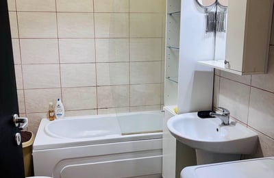 Location d’un appartement meublé d’1 pièce, Chiajna, Bucarest, Roumanie