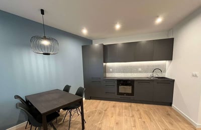 Location d’un appartement chaleureux de 3 pièces, 57 m², Zabłocie, Cracovie, Pologne