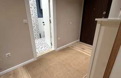 Alquiler de un apartamento amplio y luminoso de 2 habitaciones, 90 m², Varna, Bulgaria