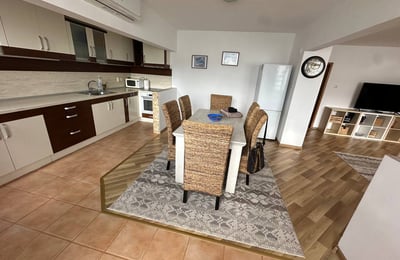 Аренда просторной меблированной 4-комнатной квартиры 156 м², Варна, Болгария