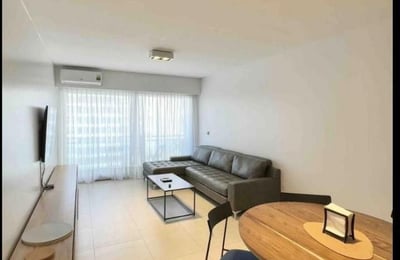 Miete einer hellen und geräumigen 2-Zimmer-Wohnung, 70 m², Belgrano, Buenos Aires, Argentinien