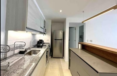 Miete einer hellen und geräumigen 2-Zimmer-Wohnung, 70 m², Belgrano, Buenos Aires, Argentinien