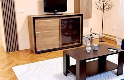 Alquiler de un apartamento acogedor de 2 habitaciones, 60 m², distrito Voždovac, Belgrado, Serbia