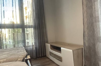 Miete eines geräumigen 3-Zimmer-Apartments, St. Konstantin und Helena, Varna, Bulgarien