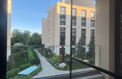 Miete eines geräumigen 3-Zimmer-Apartments, St. Konstantin und Helena, Varna, Bulgarien