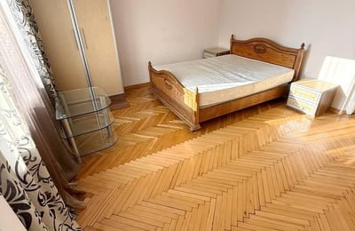 Rent of a cozy two-room apartment in the city center, Chișinău, Moldova