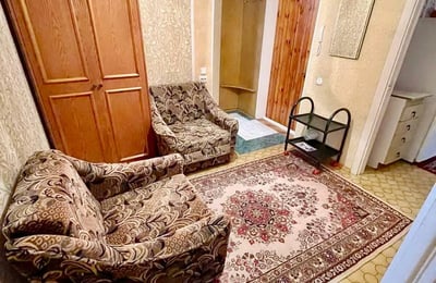 Miete einer gepflegten Einzimmerwohnung im Stadtzentrum, Chișinău, Moldau