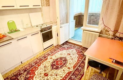 Miete einer gepflegten Einzimmerwohnung im Stadtzentrum, Chișinău, Moldau