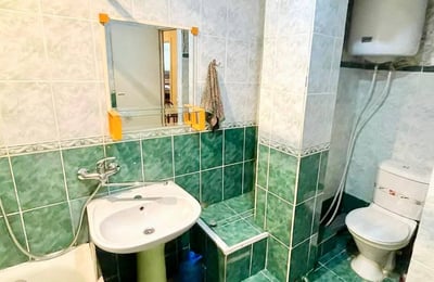 Miete einer gepflegten Einzimmerwohnung im Stadtzentrum, Chișinău, Moldau