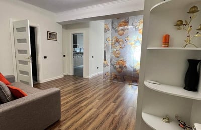 Miete einer modernen Einzimmerwohnung in einem Neubau, Stadtteil Botanica, Chișinău, Moldau