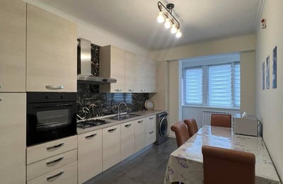 Miete einer modernen Einzimmerwohnung in einem Neubau, Stadtteil Botanica, Chișinău, Moldau