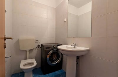 Alquiler de apartamento amueblado de tres habitaciones, 76 m², Bucarest, Rumanía