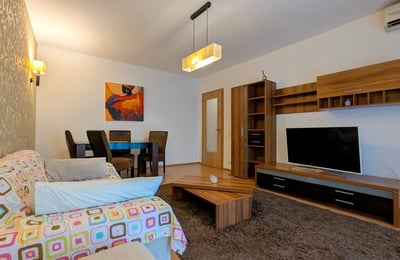 Alquiler de apartamento amueblado de tres habitaciones, 76 m², Bucarest, Rumanía