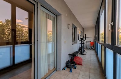 Alquiler de apartamento amueblado de tres habitaciones, 76 m², Bucarest, Rumanía