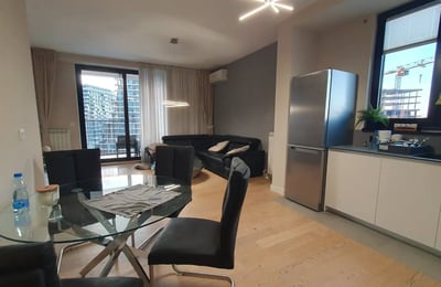 Аренда современной трёхкомнатной квартиры, 82 м², ЖК BW Metropolitan, Белград, Сербия