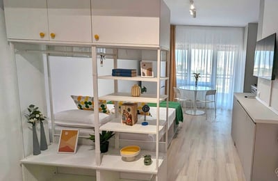 Miete eines möblierten Studios mit Parkplatz, Bukarest, Rumänien