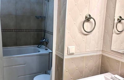 Rent of a 3-room apartment in the city center, Varna, Bulgaria