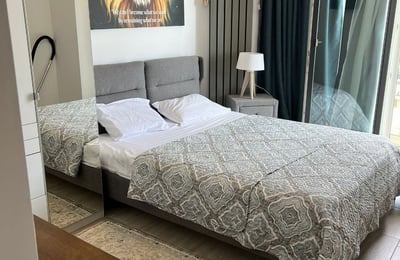 Rent of stylish, comfortable three-room apartments, 85 m², Mamaia, Constanța, Romania