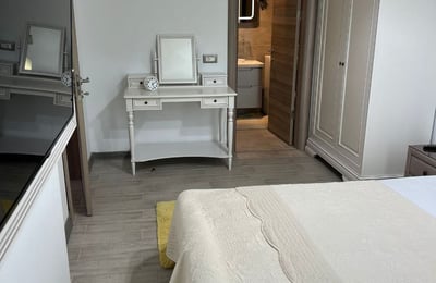 Rent of stylish, comfortable three-room apartments, 85 m², Mamaia, Constanța, Romania