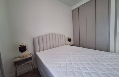 Miete einer absolut neuen, stilvollen Dreizimmerwohnung im Premium-Wohnkomplex BW Sole, 79 m², Belgrad, Serbien