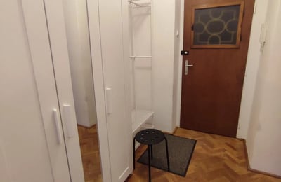 Аренда меблированной двухкомнатной квартиры в центре города, 65 м², Братислава, Словакия