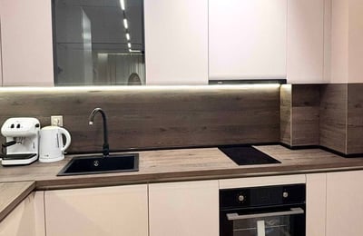 Аренда двухкомнатного апартамента в люксовом комплексе, Бриз, Варна, Болгария