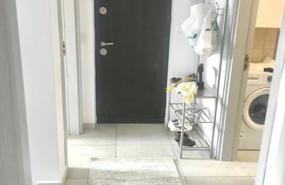 Location d’un appartement meublé de deux pièces, secteur 6, Bucarest, Roumanie