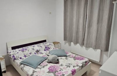 Alquiler de apartamento acogedor de tres habitaciones, Sector 6, Bucarest, Rumanía