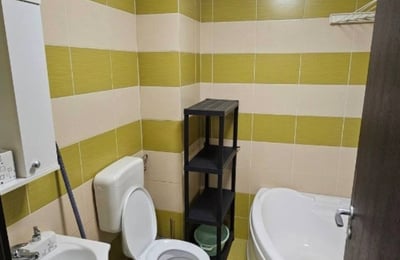 Alquiler de apartamento acogedor de tres habitaciones, Sector 6, Bucarest, Rumanía