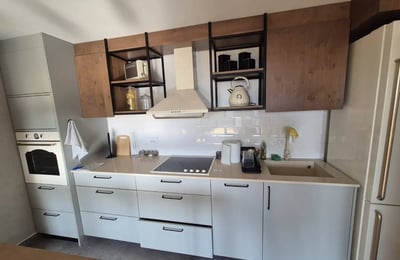 Rent of a new three-room apartment, 76 m², Vračar, Belgrade, Serbia