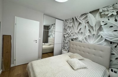 Rent of a bright two-room apartment in the city center, 60 m², Varna, Bulgaria