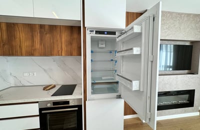 Rent of a bright two-room apartment in the city center, 60 m², Varna, Bulgaria