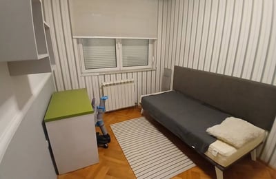Alquiler de apartamento amplio de cuatro habitaciones, 105 m², Banovo Brdo, Belgrado, Serbia