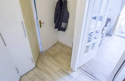 Location d’un appartement en duplex en face du parc Tašmajdan, 52 m², Belgrade, Serbie