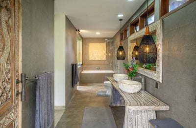 Rent of a spacious family villa with a pool, Penestanan, Ubud, Bali