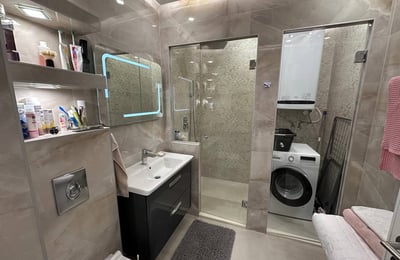 Rent of a spacious two-room apartment, 120 m², Varna, Briz, Bulgaria