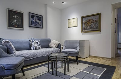 Alquiler de un apartamento acogedor de dos habitaciones, 60 m², Belgrado, Zvezdara, Serbia