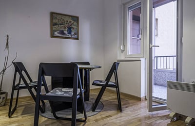 Alquiler de un apartamento acogedor de dos habitaciones, 60 m², Belgrado, Zvezdara, Serbia