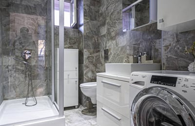 Alquiler de un apartamento acogedor de dos habitaciones, 60 m², Belgrado, Zvezdara, Serbia