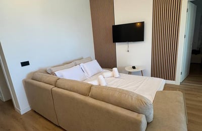 Alquiler de apartamentos de lujo de dos habitaciones, 60 m², Constanța, Mamaia, Rumanía