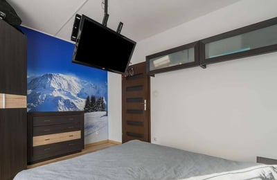 Miete einer Zweizimmerwohnung mit großer Terrasse, 54 m², Breslau, Fabryczna, Polend