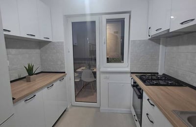 Аренда меблированной двухкомнатной квартиры, 45 м², Бухарест, сектор 4, Румыния