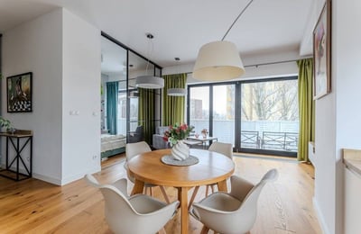 Rent of a stylish three-room apartment, 60 m², Warsaw, Saska Kępa, Poland