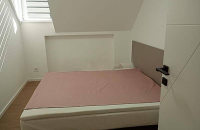 Rent of a bright two-level three-room apartment, 73 m², Belgrade, Serbia